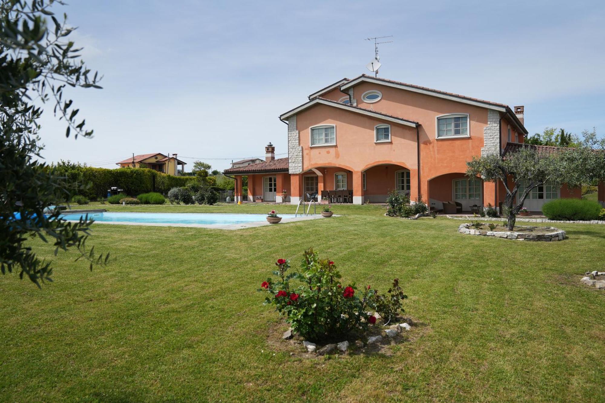 Villa Ruffo Кампобасо Екстериор снимка