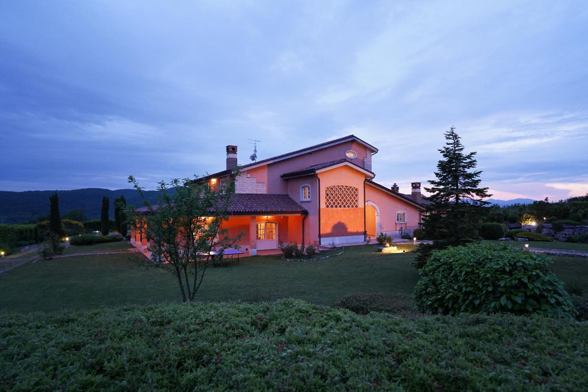 Villa Ruffo Кампобасо Екстериор снимка